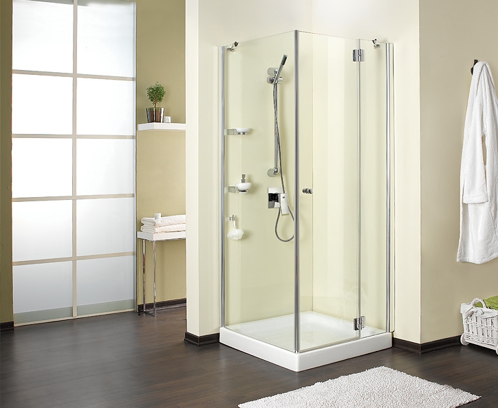 מקלחון פינתי - דופן קבועה בצד אחד, דלת נפתחת החוצה 180 מעלות בהמשך לדופן קבועה בצד השני. מידות לפי הזמנה: 65 עד 125 ס"מ רוחב מקלחון